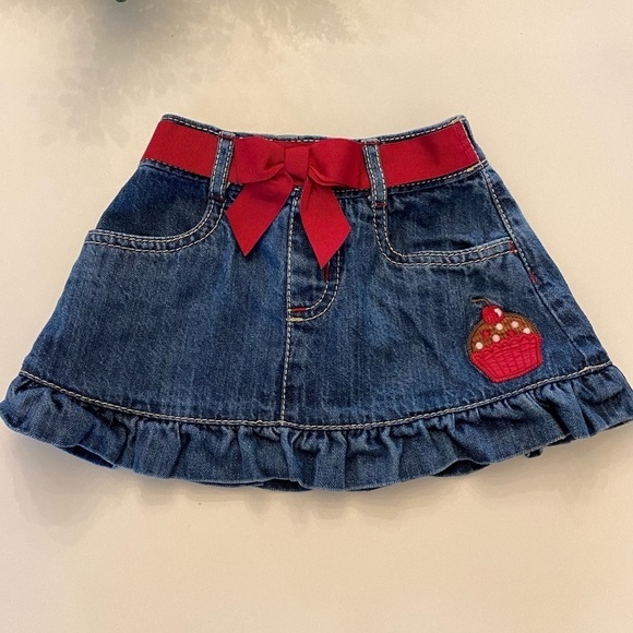 GYMBOREE Denin Skirt w/ Embroidered Cupcake, Size 12-18 Months (2011 Collection) - Picture 8 of 10